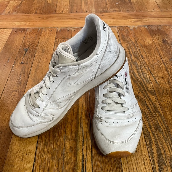 Reebok CLASSIC HARMAN RUN SNEAKER - Picture 2 of 4